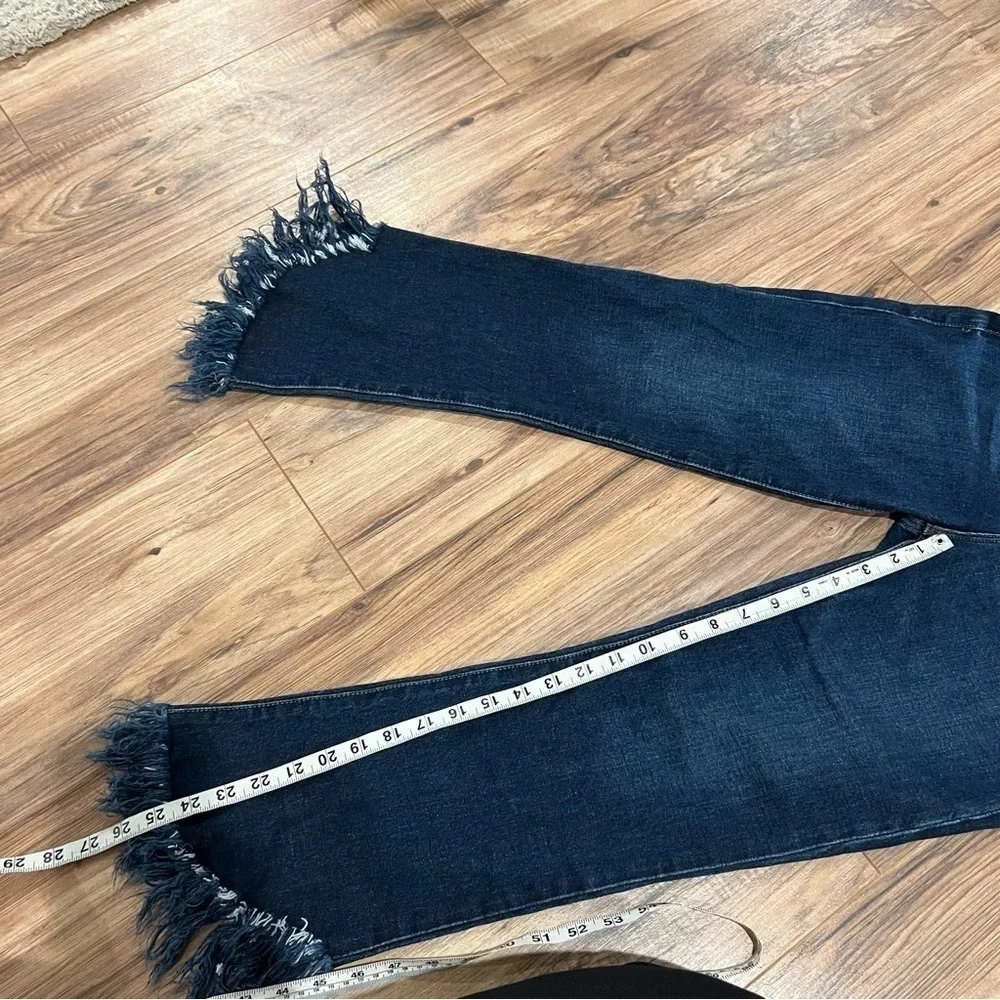 FRAME - Le Crop Mini Boot Jean Shredded Raw Hem in Bayberry
